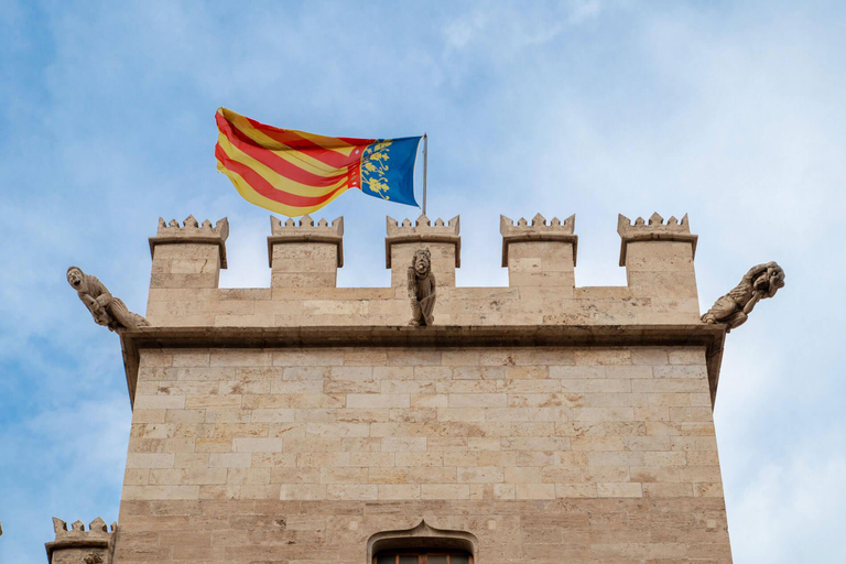 Free walking Tour Valencia Essentials with local guides