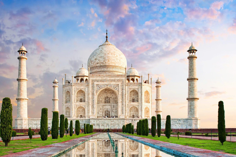 From Delhi: Same-Day Agra Tour by Private Car Agra Day Tour Sightseeing By Car & Guide