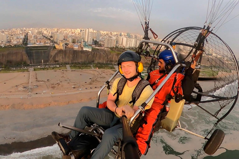 Lima: Paragliding Experience with HD Video costa verde