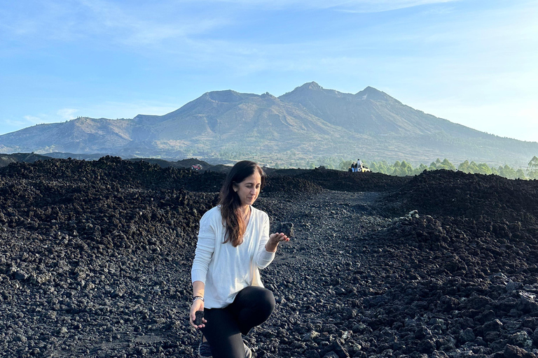 Bali: Tramonto del Monte Batur in jeep e sorgente termale All InclusiveTramonto in jeep e punto di incontro con le sorgenti termali