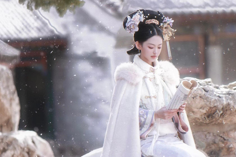 Beijing: Must-Try Chinese Dynasty Costume Rental& Photoshoot Glamorous Ming Dynasty Clothing Rental and Makeup