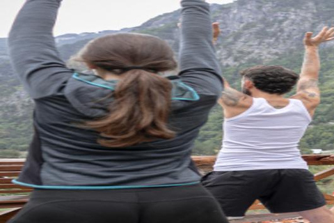 Benessere e cultura per donne: yoga, henné e cucina di Jaipur