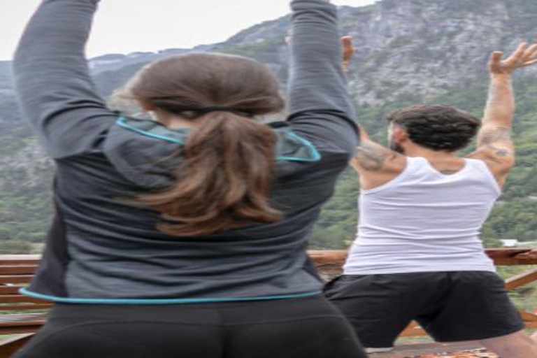 Benessere e cultura per donne: yoga, henné e cucina di Jaipur