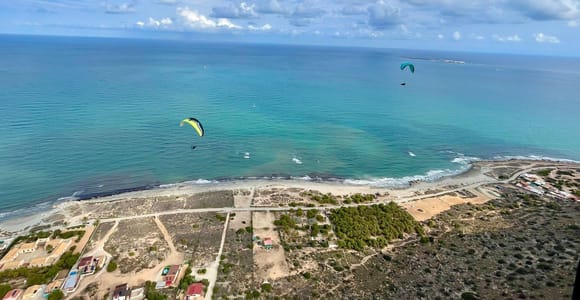Alicante: Tandem Paragliding over the Sea or Mountains