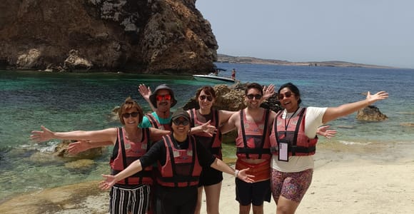 Gozo: 1-Hour Kayak and Cave Tour with Blue Lagoon Drop-Off