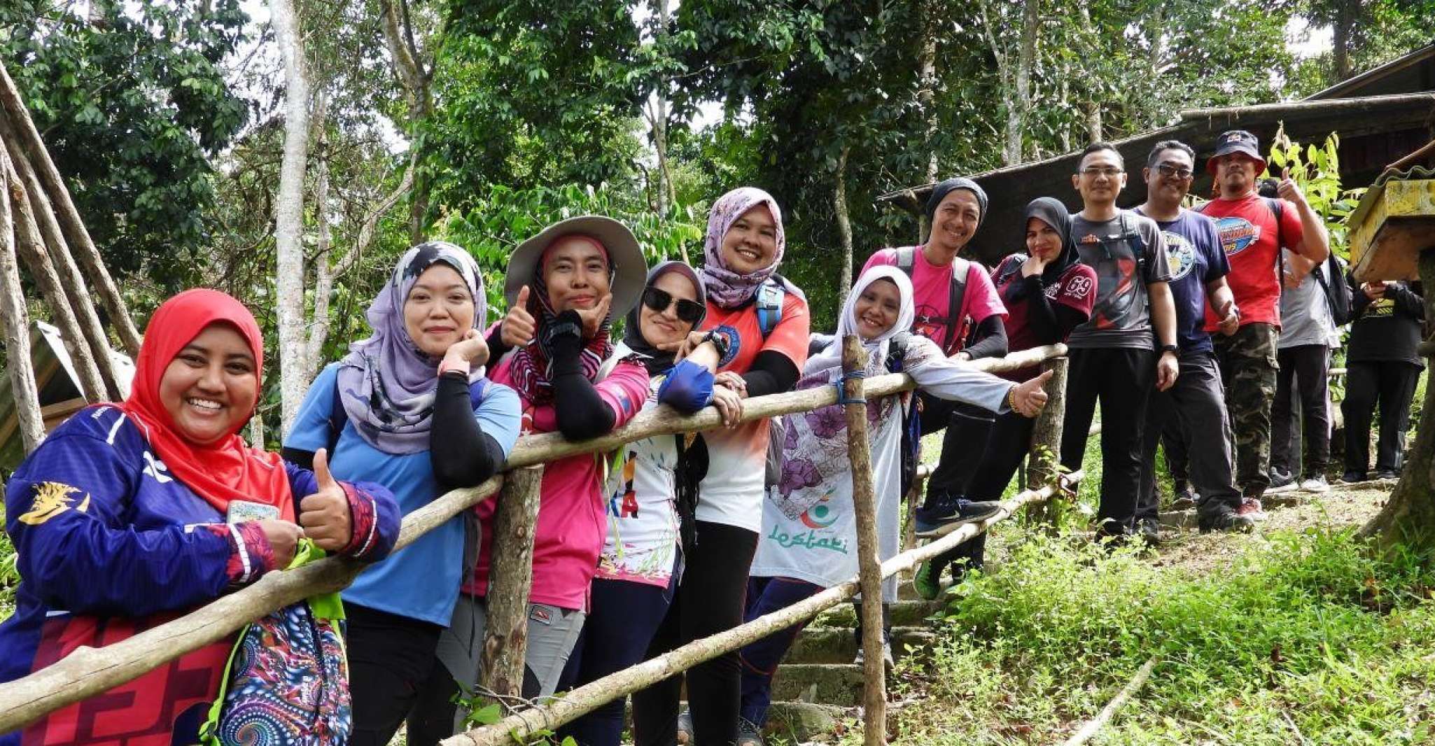 Johor, Belungkor Hill Hiking Tour - Housity