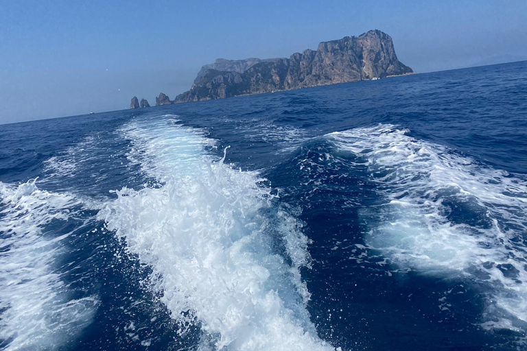 Bootstour von Capri ab Sorrent(Kopie von) Bootstour auf Capri oder an der Amalfiküste