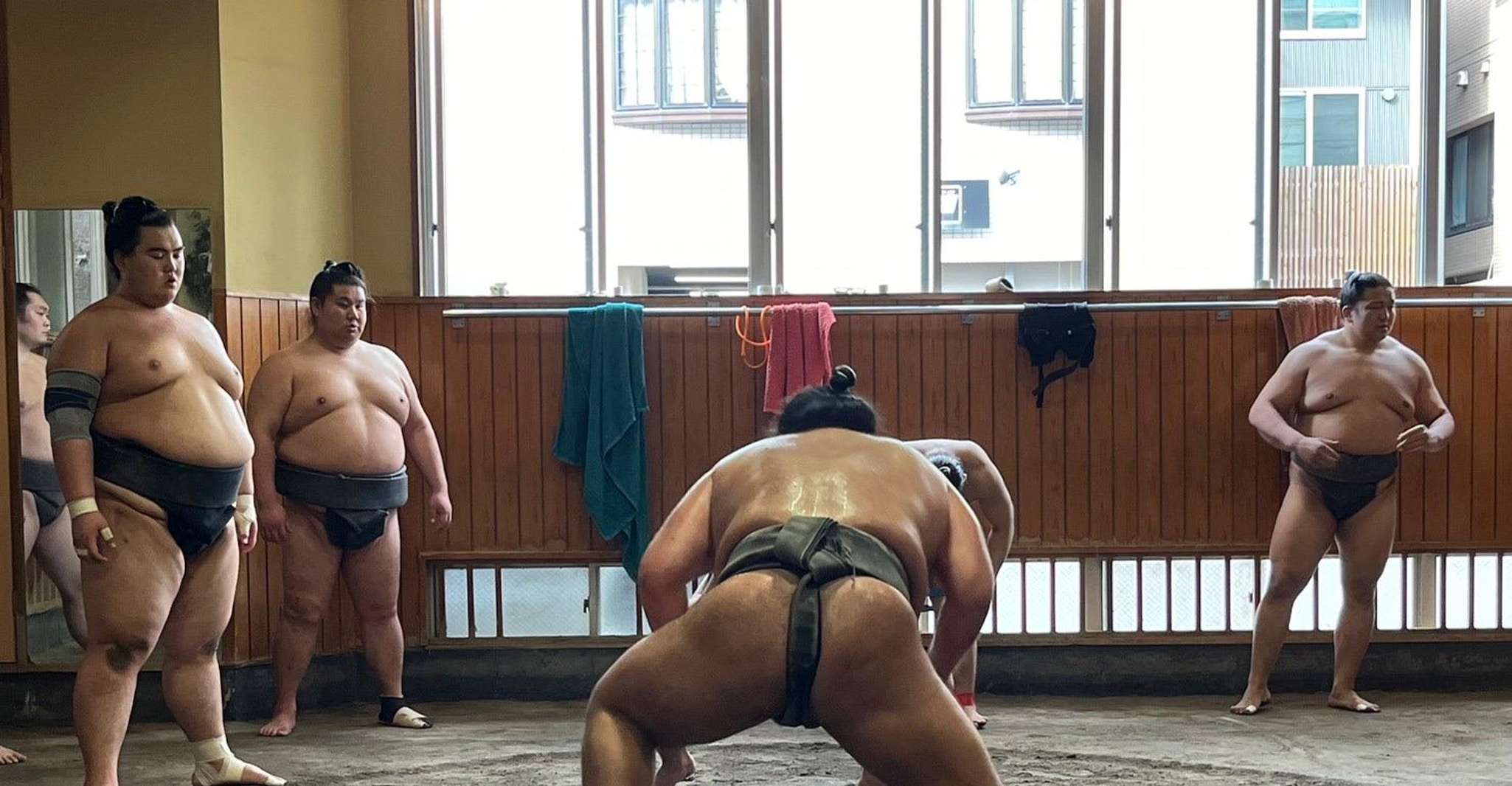 Tokyo, Visit Sumo Morning Practice with English Guide - Housity