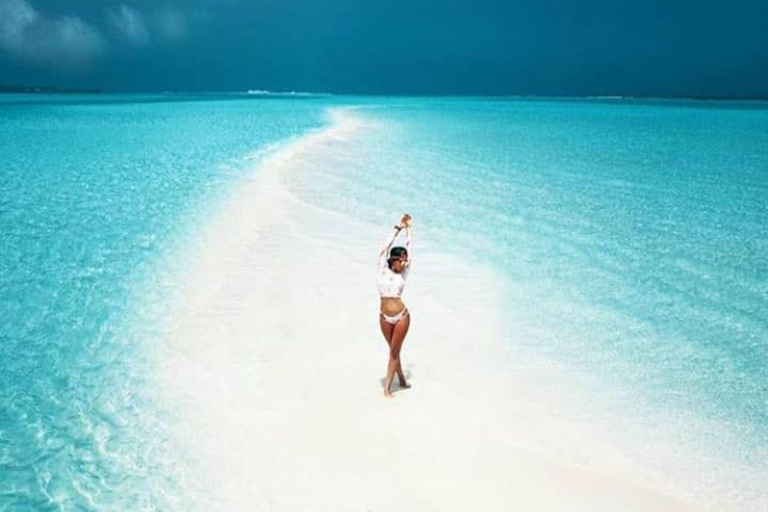 ZANZIBAR: Day in Paradise Nakupenda Sandbank + Beach Dining Private transport from anywhere in Zanzibar