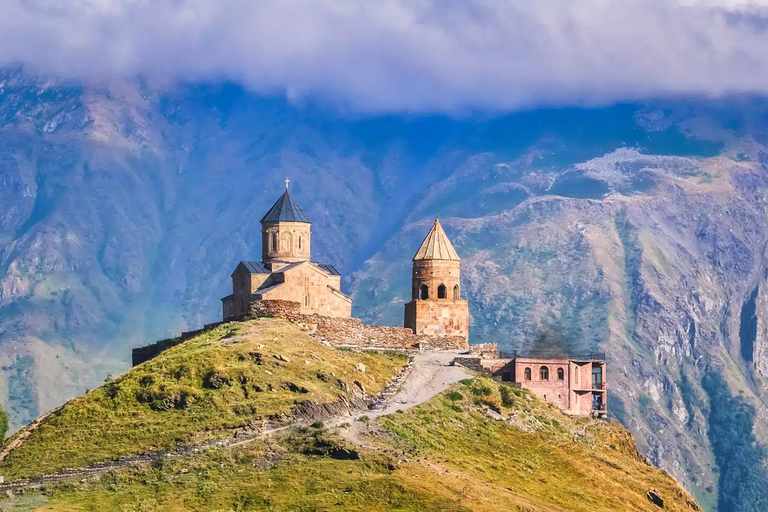 From Tbilisi: Kazbegi Day Trip with Ananuri & Gudauri