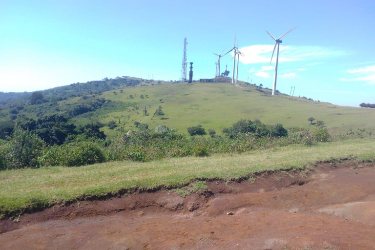 Nairobi: Ngong Hills Hiking and Zip Lining Tour
