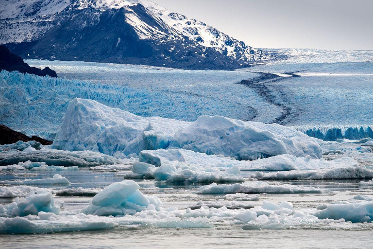 El Calafate: Glacier Cruise & Trekking at Estancia Cristina From El Calafate: Glacier Cruise to Estancia Cristina
