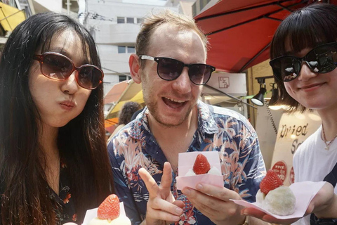 Tokio: Ruta de la Comida Callejera de TsukijiComida callejera en Tsukiji