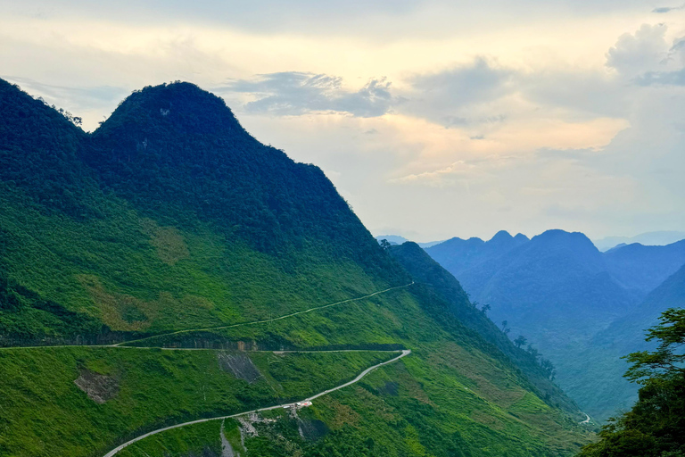 从河内出发：3 天河江环线小团游选项 2：轻松乘车