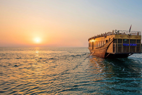 Doha: Wieczorny rejs Dhow z Box Park, Corniche i Pearl