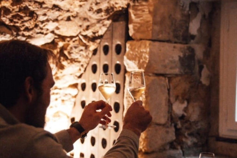 The Tasting in Châtillon sur Marne: Champagne Discovery Workshop Tasting in Châtillon-sur-Marne: Champagne Discovery Workshop