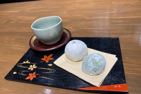 Kyoto: Mochi dessert Making & Tea Tasting Workshop