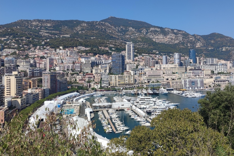 Transfer aéroport Leuke dagtocht aan de Franse RivièraTransfer vliegveld Nice naar Cannes Monaco
