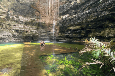 Z Riviera Maya: Wycieczka Ek Balam i Cenote z lunchem i odbioremZ Riviera Maya: Wycieczka, udogodnienia + lunch w pudełku + napoje
