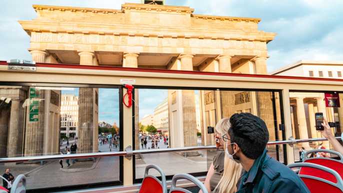 Berlin: Hop-On Hop-Off Sightseeing Tour with Optional Cruise