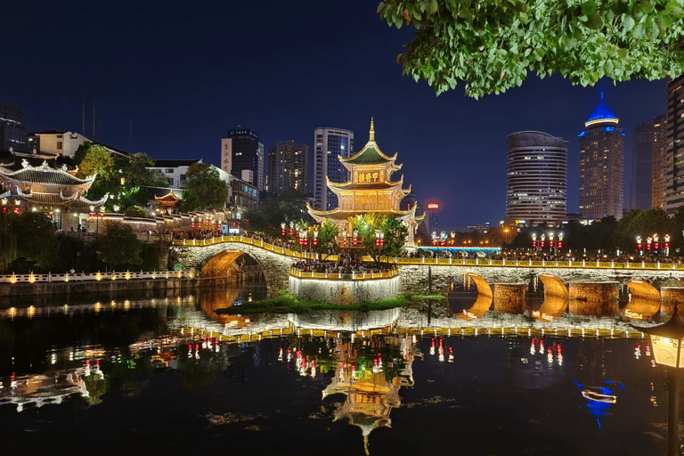 قوييانغ: جناح جياشيو وسوق تشينغيون وجولة بايجيو