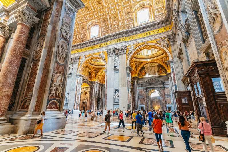 ローマ：サン ピエトロ大聖堂、広場、教皇の洞窟ガイドツアー