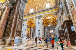 Vatican : visite guidée de la basilique Saint-Pierre, de la place et des grottes