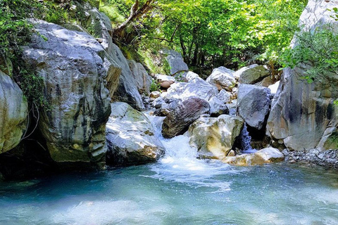 Shëngjergj: VIsita la Cascada de Shëngjergj