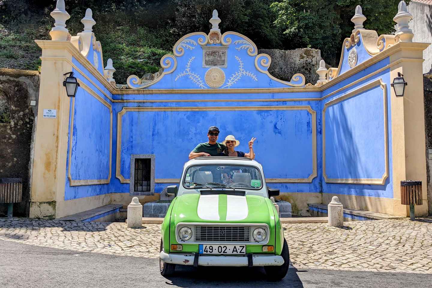 Sintra: Private Half-Day Classic Car or Electric Jeep Tour