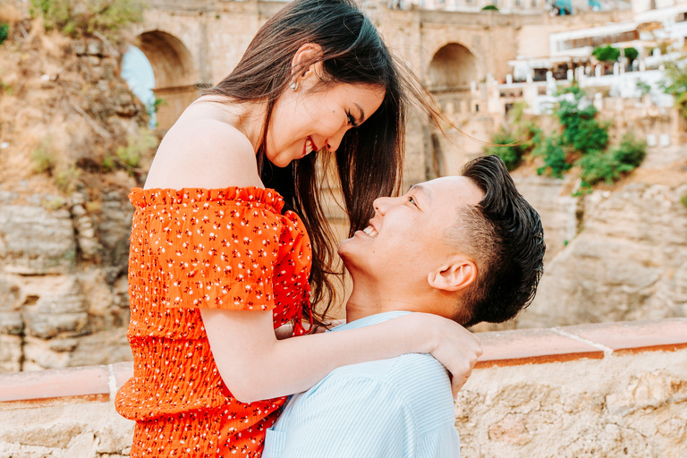 Ronda: Expert Secret Proposal & Engagement Photographer Guided Proposal (1 hour)