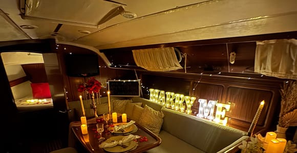 Overnight Boat Trip, Sunset at Sea, and Dinner in Valencia for Couples