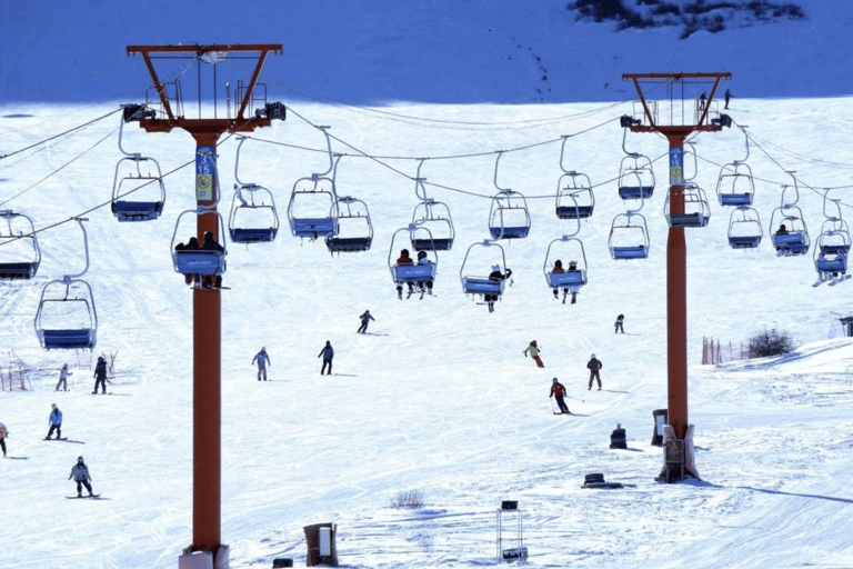 Privater Transfer zu den Skigebieten einschließlich ZhangjiakouPrivater Transfer zum Skigebiet Nanshan