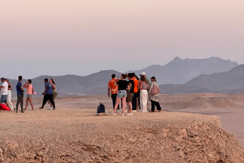 Hurghada: Hiking , dinner & stargazing Advanced hiking tour & camel ride