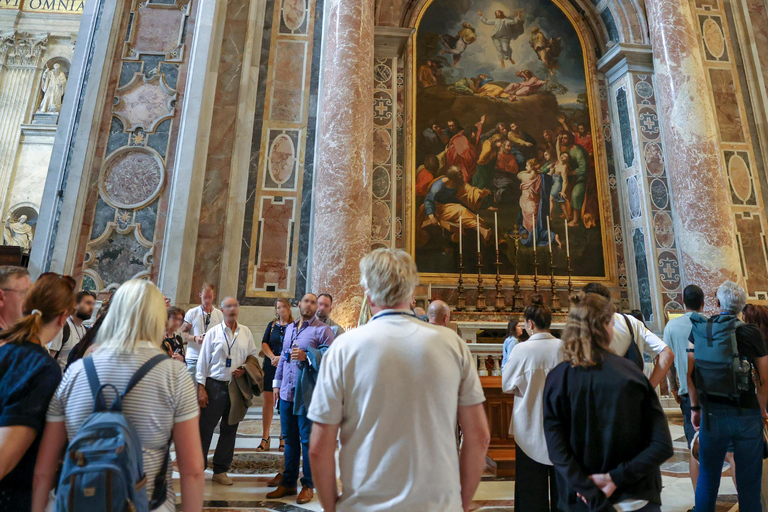 Rome: St. Peter’s Basilica & Underground Tombs Tour Group Tour in French