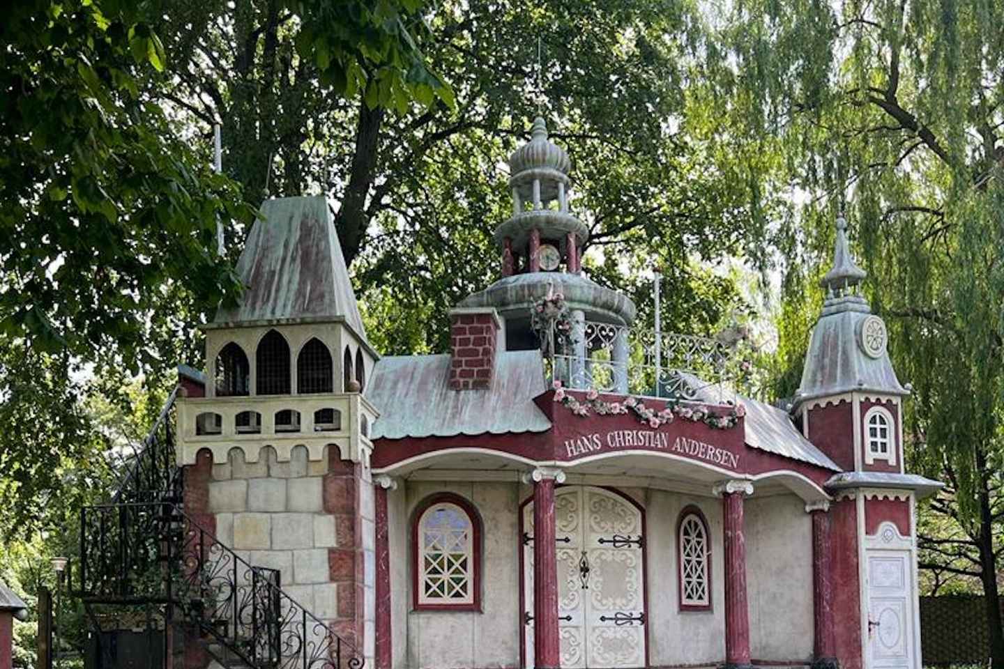 Visite Guidée à Odense : Découvrez avec un Guide Espagnol