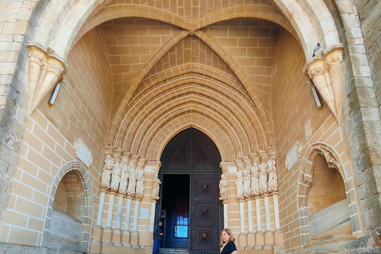 Évora’s UNESCO Sites and the Enchanted Village of Monsaraz