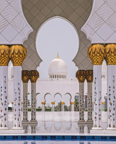 From Dubai: Sheikh Zayed Mosque Full Day Guided Tour