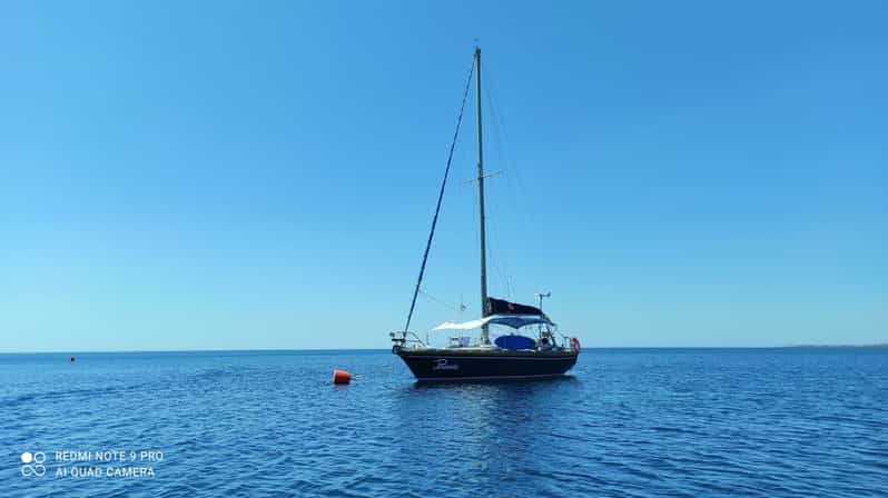 Tour in barca a vela e snorkeling guidato a Siracusa