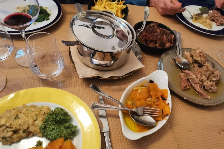 Private day tour to Évora: cork, factory, winery & the city