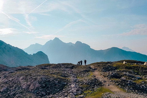 Munich: 3-days Zugspitze hike with hotel pickup