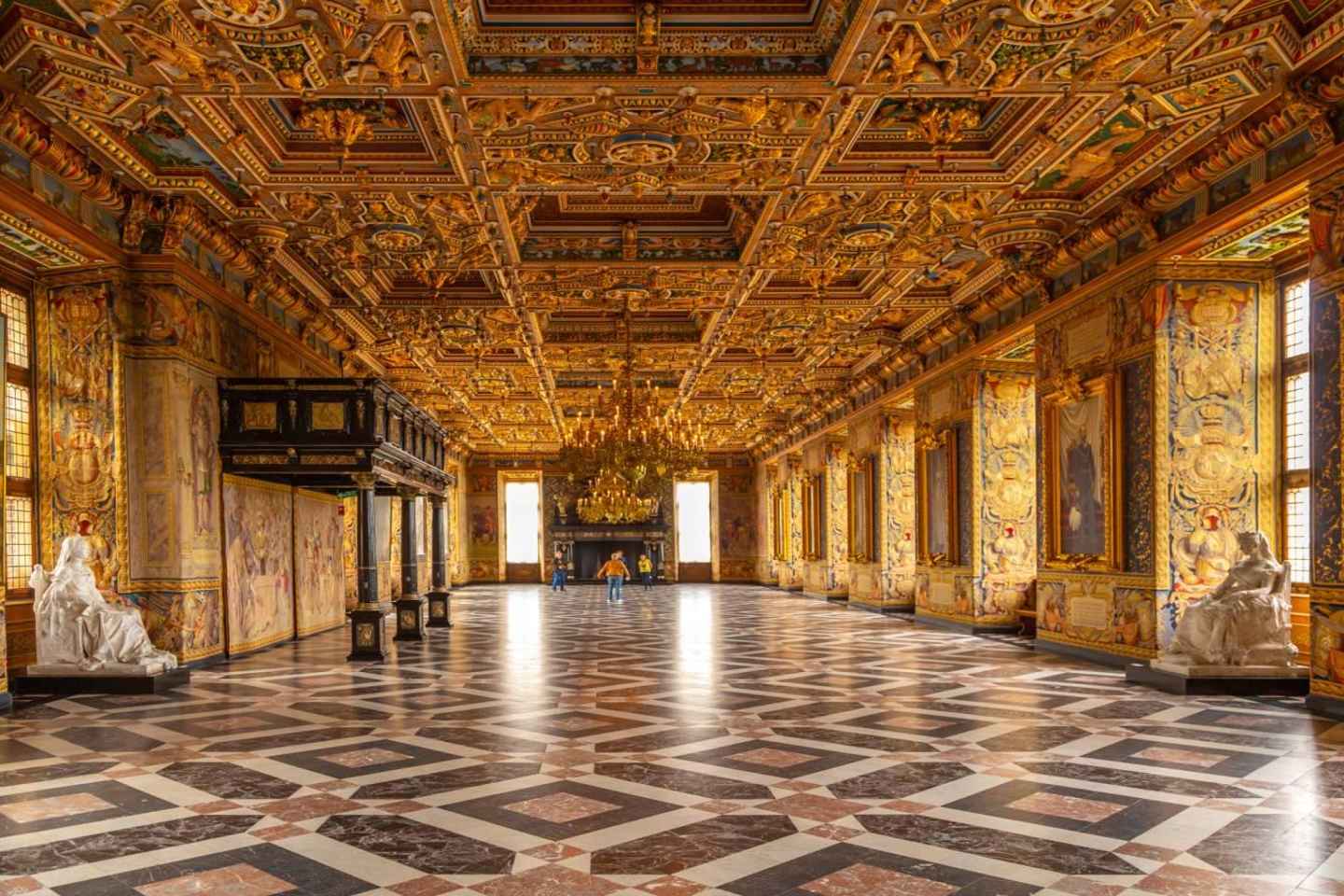 Kastalar Kronborg og Frederiksborg: Bílaferð frá Kaupmannahöfn