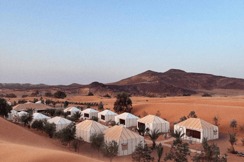 De Marrakech: Excursão de 3 dias ao Deserto de MerzougaTour com acomodação padrão