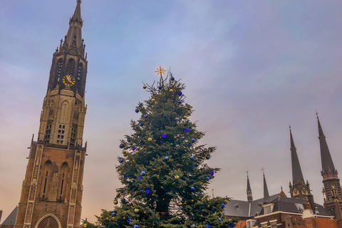 Caminhada de Natal encantadora em Delft com a Praça do Mercado Histórico