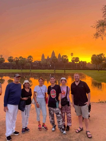 Visit Siem Reap Angkor Wat Sunrise Small-Group Guided Day Tour in Siem Reap