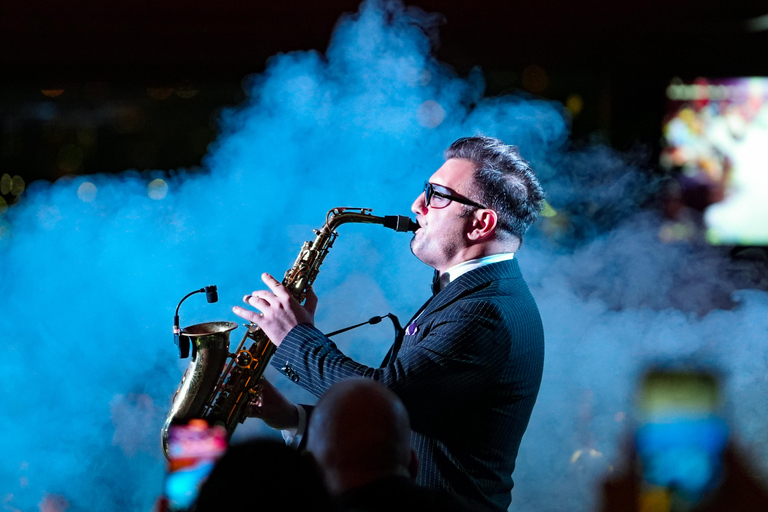 Stambuł: magia Bosforu, pełny posiłek i turecki showAlcohol Menu Meeting on point