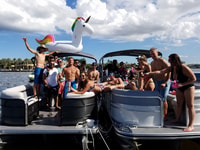 Party Pontoon Boat w / Capitano, Privato fino a 12ppl - Hizvo
