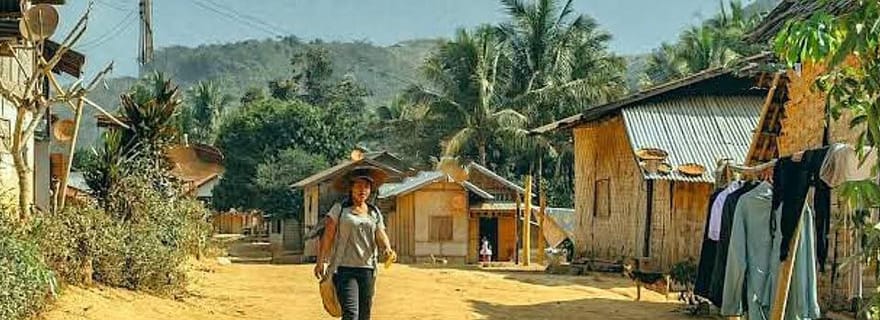 Nong Khiaw : randonnée de 2 jours, village Hmong, séjour chez l'habitant et kayak