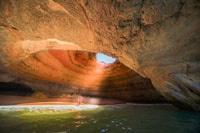 Portimão, Crociera del tramonto alla grotta di Benagil - Hizvo