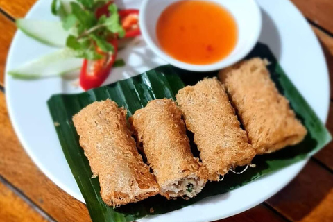 Hoi An/DaNang : Cours de cuisine végétarienne et tour en bateau à corbeillePetit groupe Départ de Da Nang Retour Da Nang