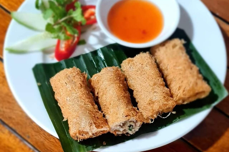 Hoi An/DaNang : Cours de cuisine végétarienne et tour en bateau à corbeillePetit groupe Départ de Da Nang Retour Da Nang